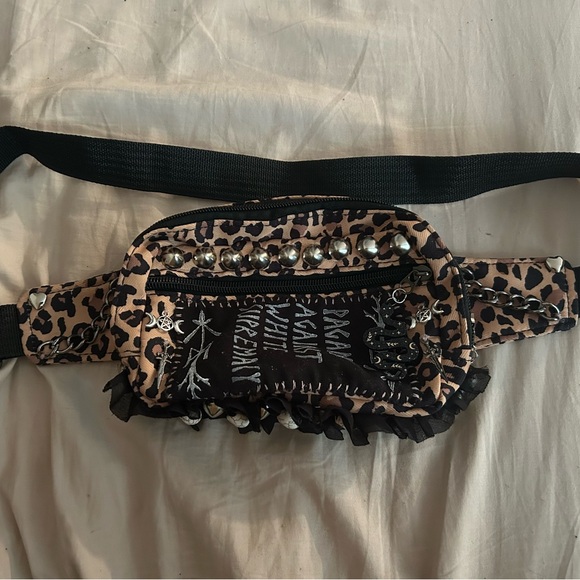 Meet your Posher, Twiggy - Picture 6 of 16